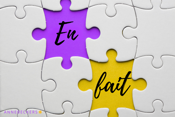 36 alternatives à « En fait » pour des écrits plus sophistiqués